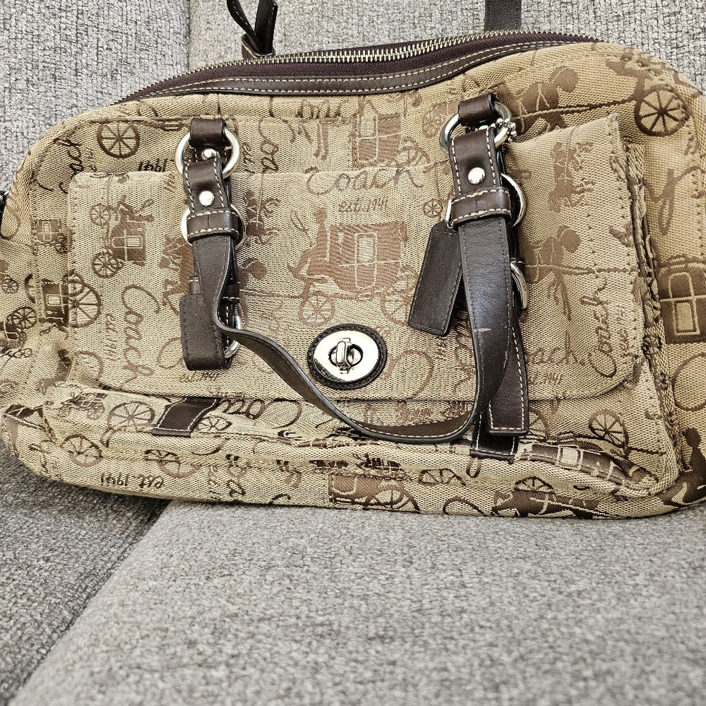 Coach canvas Handbag
